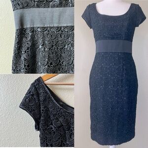 White House Black Market Black Sheath Mini Dress Scoop Neck Cap Sleeves‎ Size 2